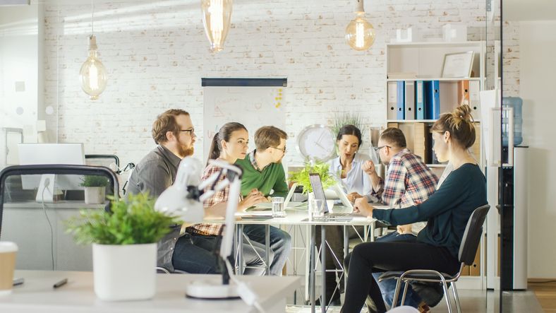 In-House Marketing vs. Marketing Agency